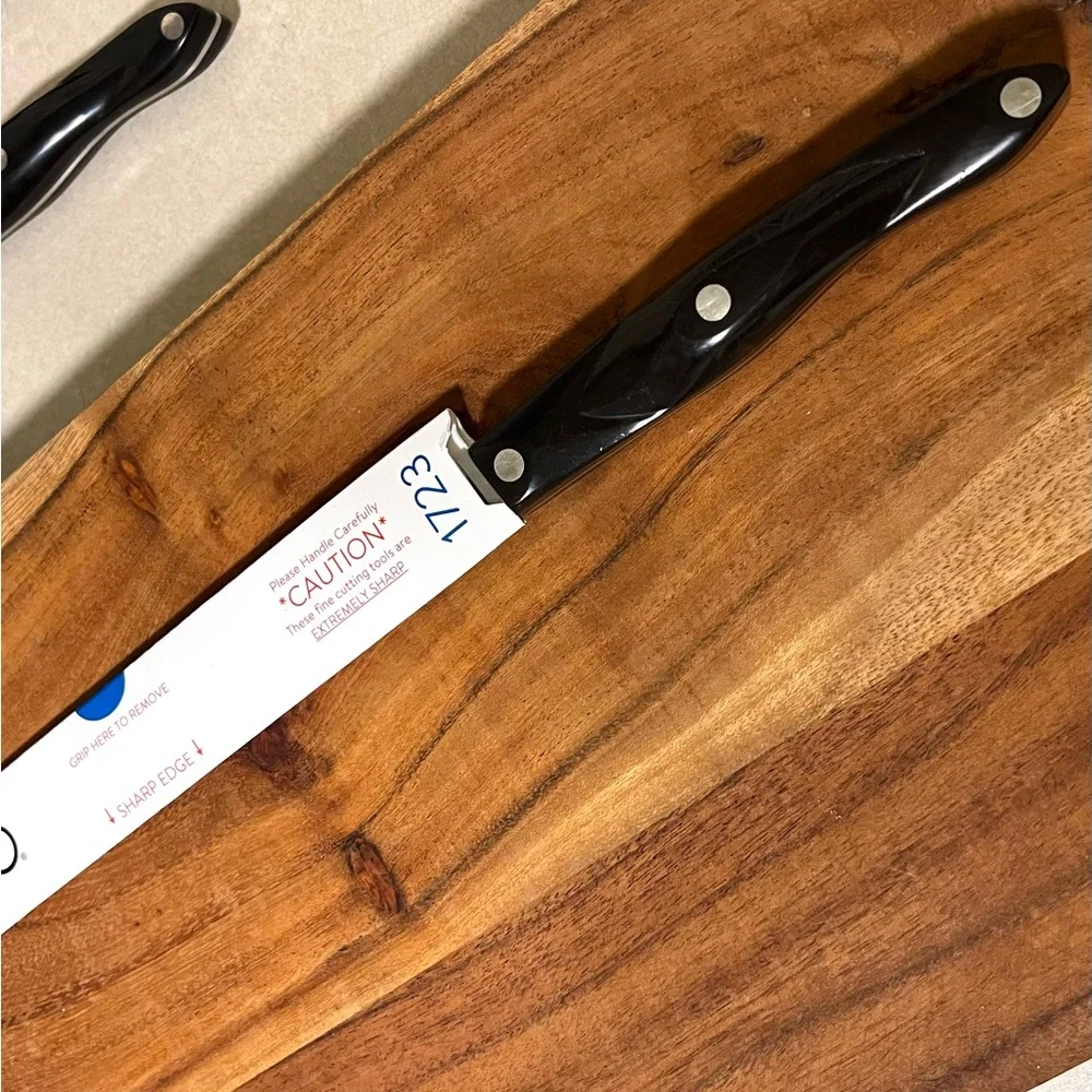 CUTCO 9” 1723 KB Carver Factory Reburbished Sharpened Serrated Brown